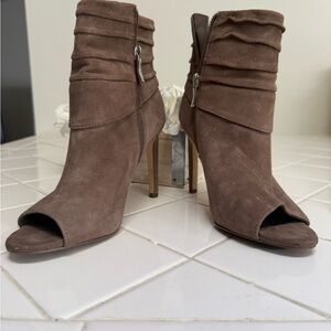 BCBG Taupe Suede Peep-Toe Boots Leather inside 7.5